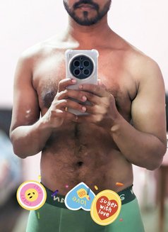 Shan - Acompañante masculino in Colombo Photo 2 of 4