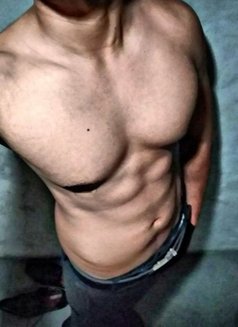 Shan - Male escort in Colombo Photo 1 of 1