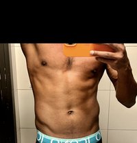 Shan - Male escort in Colombo