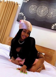 Shan V - escort in Bali Photo 3 of 6