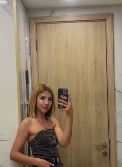 Shana - escort in Pattaya Photo 2 of 19