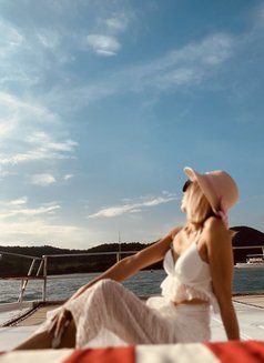 Shana - escort in Pattaya Photo 12 of 19