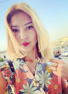 Shana - puta in Pattaya Photo 17 of 18