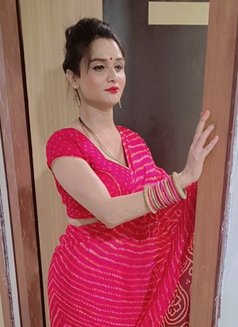 Shanaya - Transsexual escort in Ahmedabad Photo 4 of 4