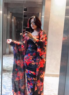 Shanaya 🦋 Innocent Independent Girl - puta in Dubai Photo 2 of 4