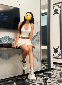 Shanaya - escort in Mumbai Photo 5 of 14