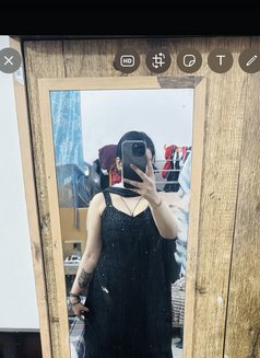 Shanaya - puta in New Delhi Photo 1 of 1