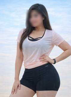 Shanaya - escort in Noida Photo 2 of 4
