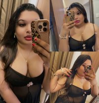 Shanaya Oberoi - Transsexual escort in Navi Mumbai