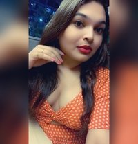 Shanaya Oberoi - Transsexual escort in Navi Mumbai