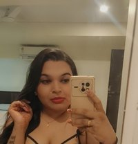 Shanaya Oberoi - Transsexual escort in Navi Mumbai