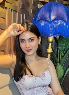 Shanaya Poise in Every Step - puta in Dubai Photo 1 of 4