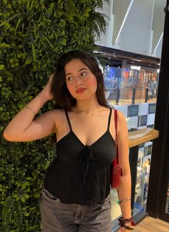 Shanaya Shah - escort in Jaipur Photo 1 of 4