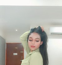 Shanaya Vip - puta in Hyderabad