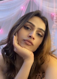 Shanaya1902 - Acompañantes transexual in Gurgaon Photo 8 of 9