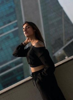 Shanaya19SD - Acompañantes transexual in Gurgaon Photo 9 of 12