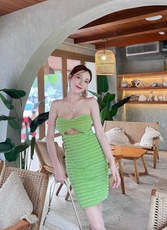 Shanda - escort in Bali Photo 2 of 6