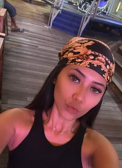 Shandy - escort in Bali Photo 8 of 8