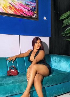 Shandy - escort in Lagos, Nigeria Photo 3 of 5
