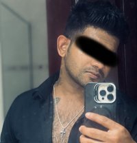 Roshen Love 69 - Acompañantes masculino in Colombo