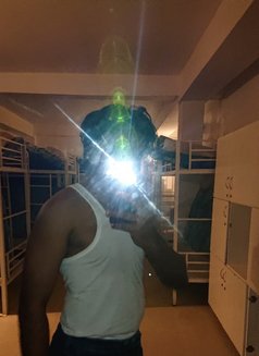 CHRIS - Ladies/mom/MILF/couple/vip - Male escort in Colombo Photo 20 of 23