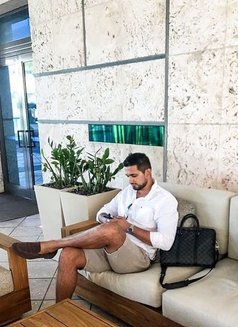 Shane - Male escort in Colombo Photo 1 of 4