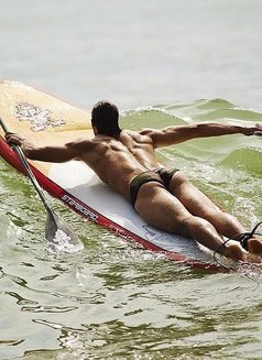 Shane - Male escort in Colombo Photo 2 of 4