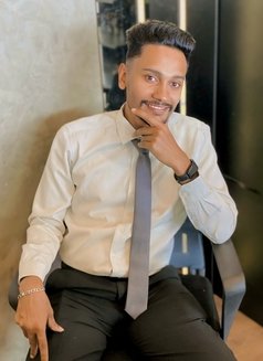 Shane VVIP for you - Male escort in Colombo Photo 1 of 1