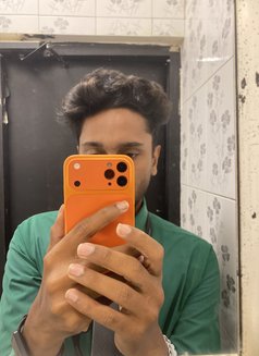 Shane Xx - Male escort in Colombo Photo 1 of 1