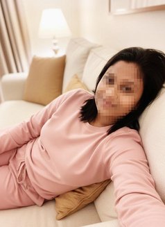 Shanel Finto - escort in Colombo Photo 8 of 9