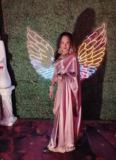 Shanel - Transsexual escort in Nagpur Photo 2 of 3