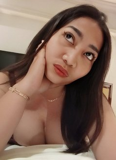 Shanel - escort in Madinah Photo 3 of 4