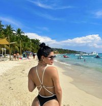 Real Girl squirting Fernanda - escort in Bali