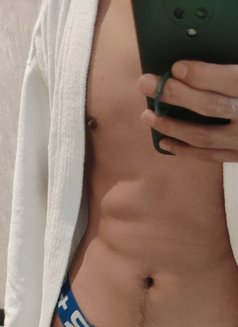 Shanghai Boy - Male escort in Shanghai Photo 2 of 8