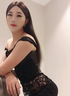 Hot sexy SuSu - Transsexual escort in Shanghai Photo 12 of 13