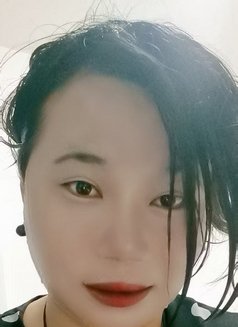 Shanghailisa - Transsexual escort in Shanghai Photo 3 of 5