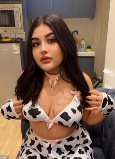 Shani Vip Dating in Exit 16 Malaz - escort in Riyadh Photo 3 of 3