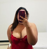 Shanila - escort in Colombo