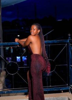 Shanix - escort in Pune Photo 2 of 8