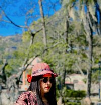 Shaniy Khan - escort in Ahmedabad