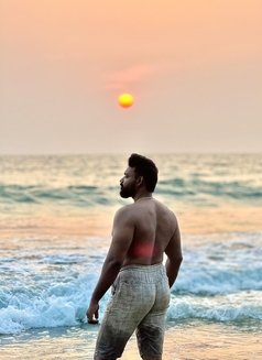 Emotional healer and lifestyle Coach - Male escort in Bangalore Photo 1 of 6