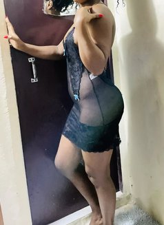 Shannice - puta in Doha Photo 1 of 3