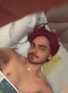 Shannu Kondapur - masseur in Hyderabad Photo 4 of 4