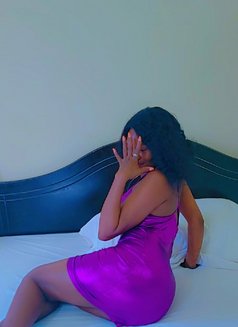 Shanny - escort in Doha Photo 3 of 4