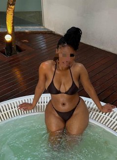 Shanny - escort in Bali Photo 1 of 4