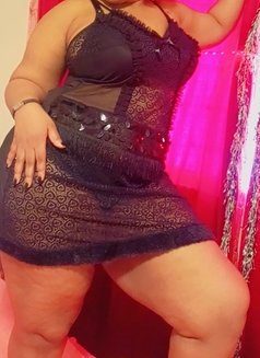 Shanny - escort in Cairo Photo 1 of 3