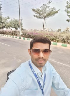 Shanoor - Male escort in Hyderabad Photo 1 of 3