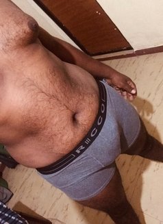 Shanroy - Male escort in Colombo Photo 8 of 13