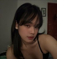 Shans Chloe - puta in Manila