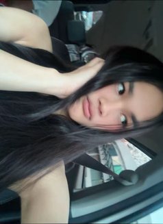 Shans Chloe - escort in Manila Photo 2 of 6